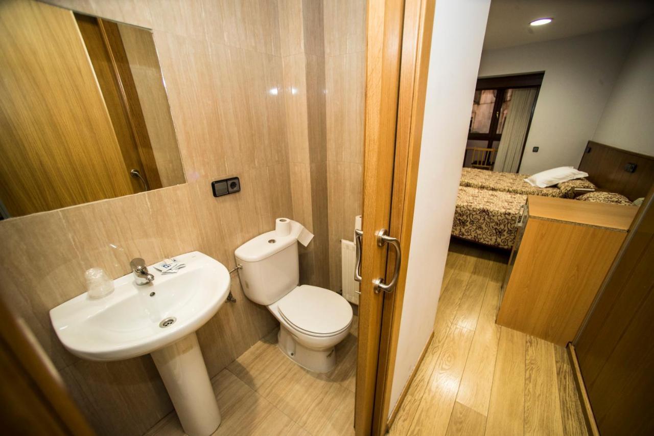 Hostal Caballeros ソリア エクステリア 写真