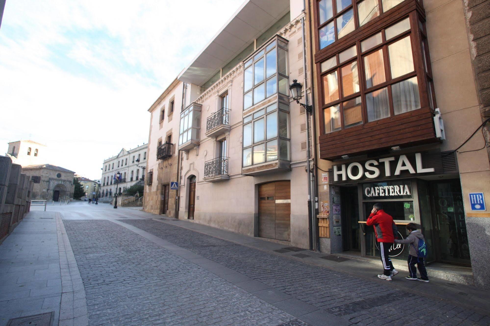 Hostal Caballeros ソリア エクステリア 写真